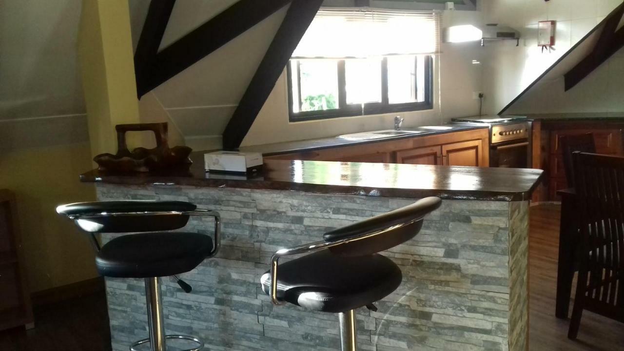 Апартаменти Shay Lyah Self Catering Вікторія Екстер'єр фото