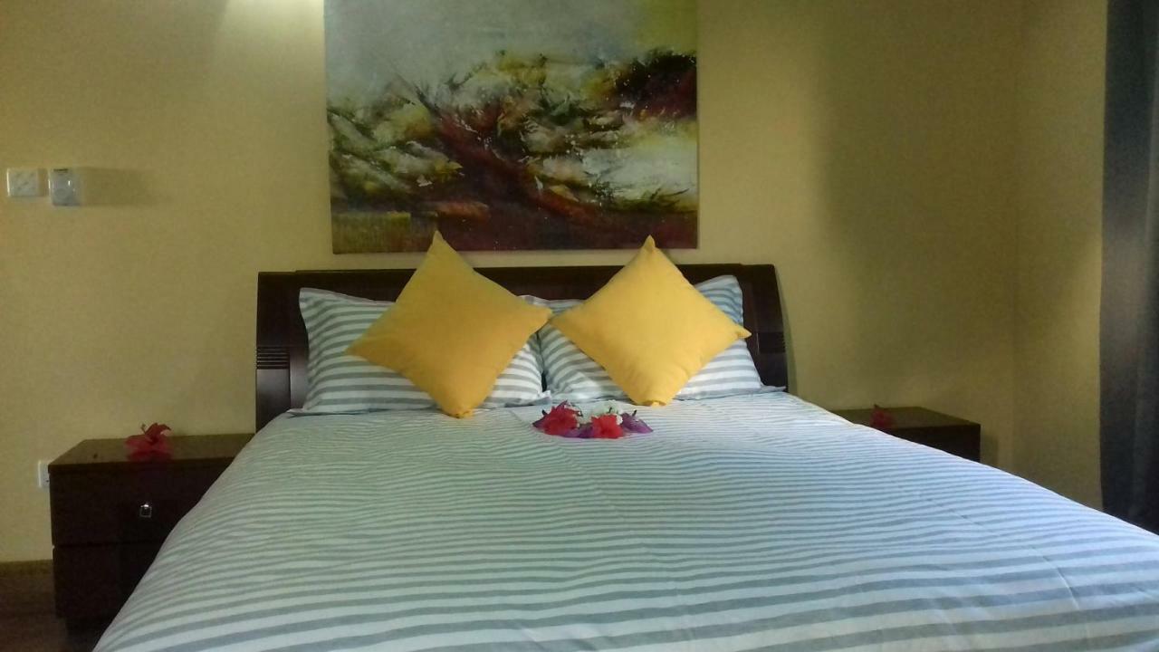 Апартаменти Shay Lyah Self Catering Вікторія Екстер'єр фото